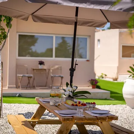 Semesterbostad Modular With Heated Pool Artemis Greece *