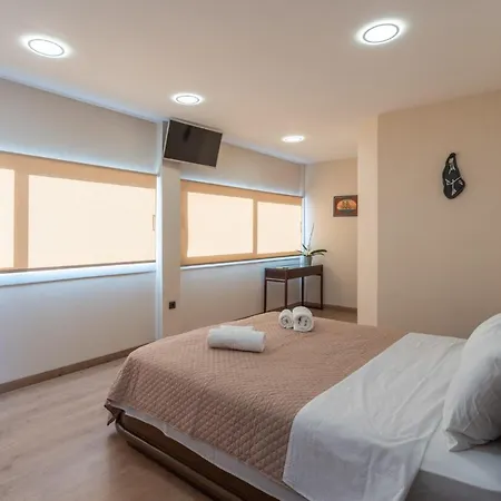 Modular With Heated Pool Artemis Greece Semesterbostad